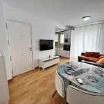Centrico Y Con Encanto